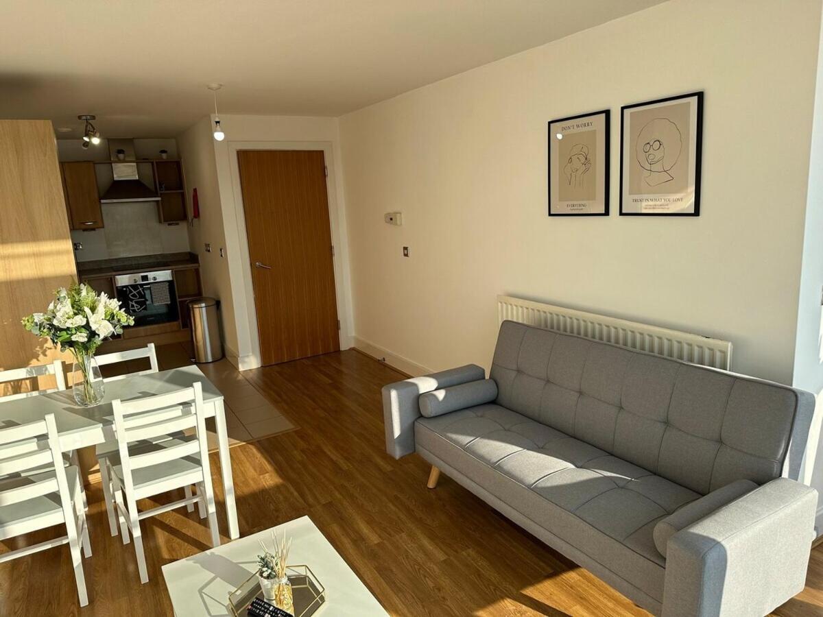 Luxury 1 Bedroom Apartment - City Centre - Balcony - Near O2 Academy Birmingham Ngoại thất bức ảnh