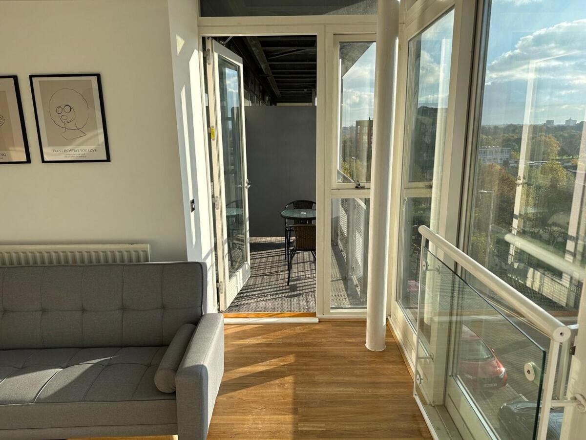 Luxury 1 Bedroom Apartment - City Centre - Balcony - Near O2 Academy Birmingham Ngoại thất bức ảnh
