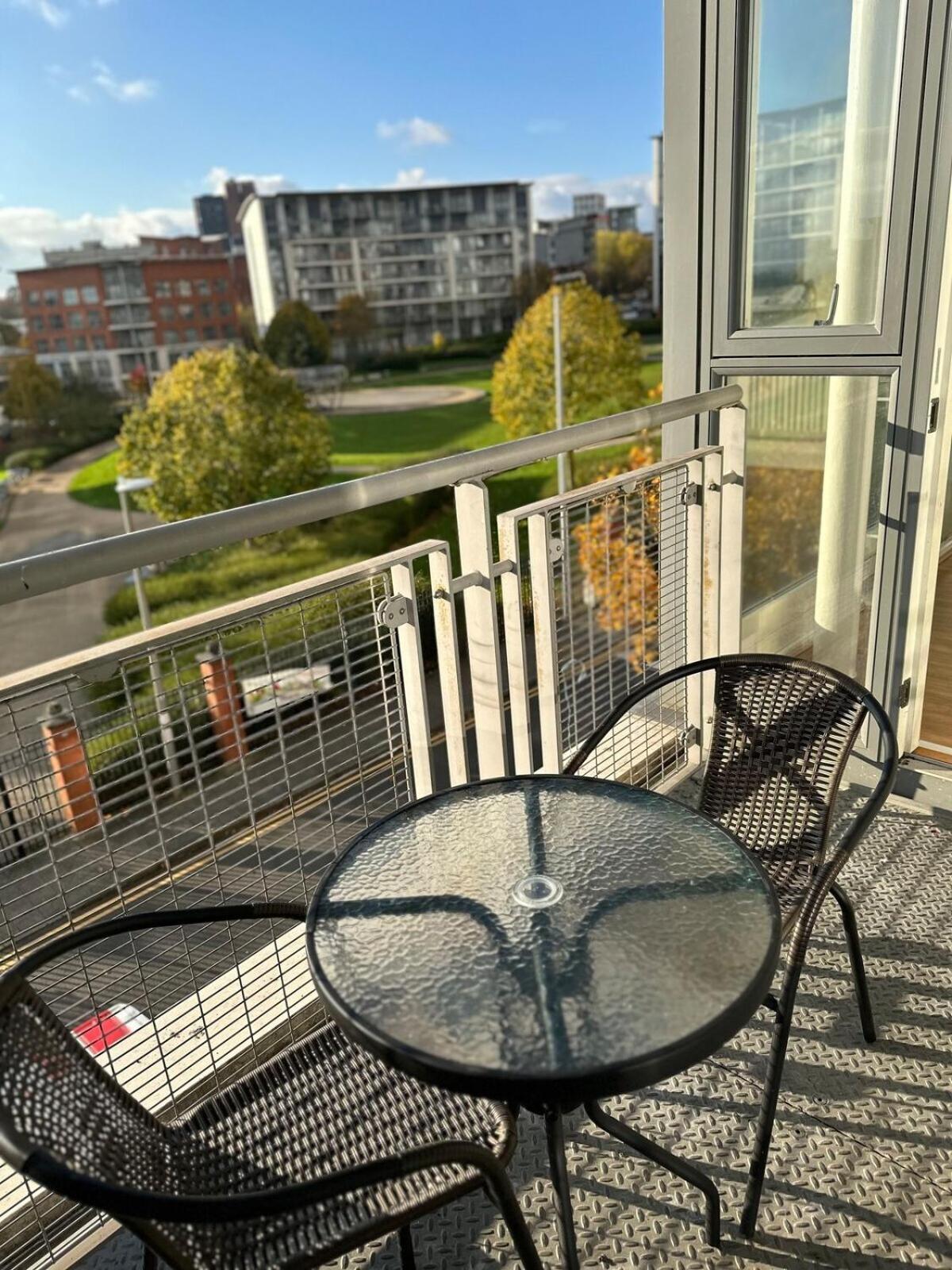 Luxury 1 Bedroom Apartment - City Centre - Balcony - Near O2 Academy Birmingham Ngoại thất bức ảnh